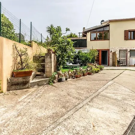 Apartment - Coral 2 *
